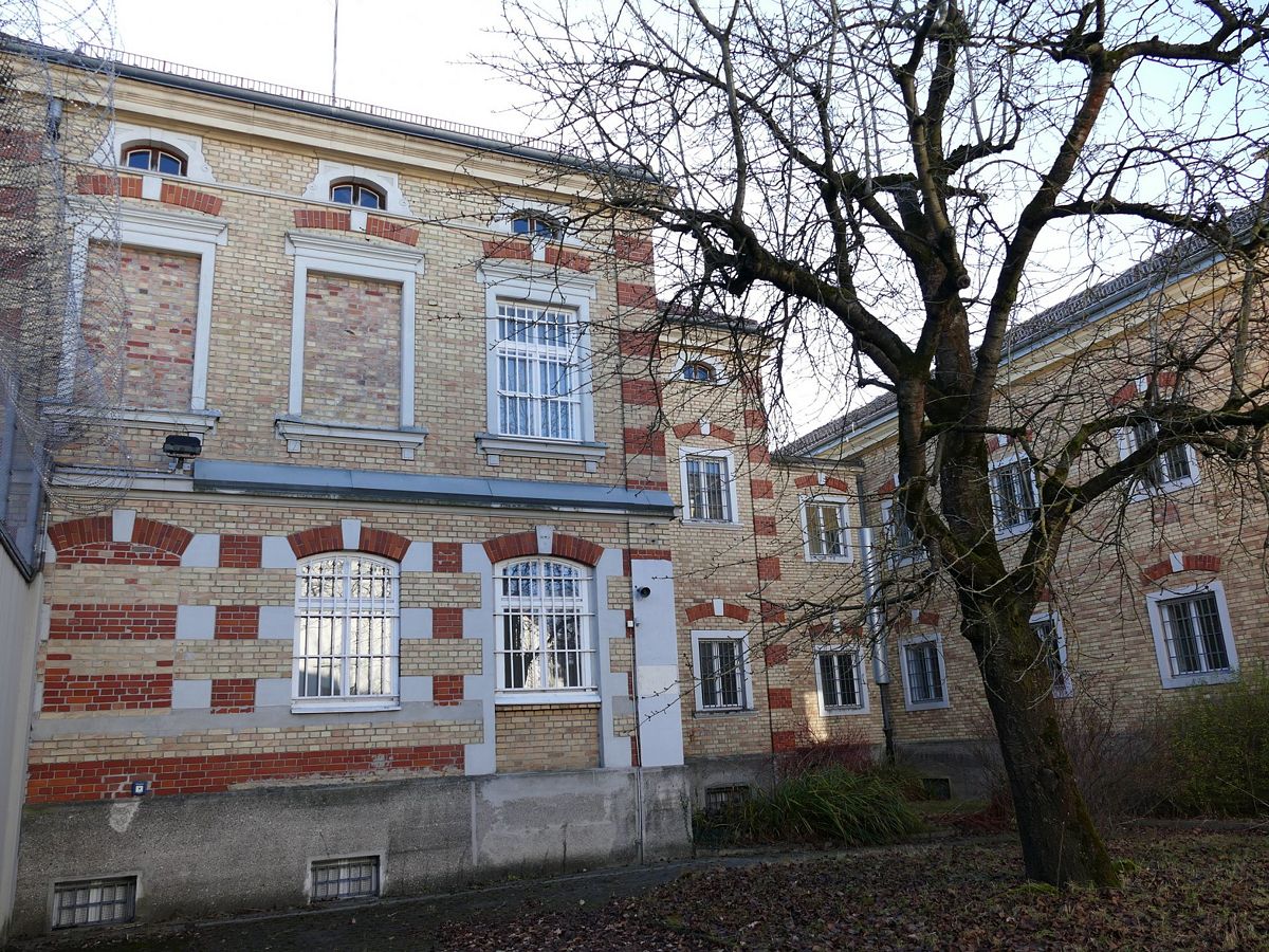 Justizvollzugsanstalt  in Augsburg Hochfeld