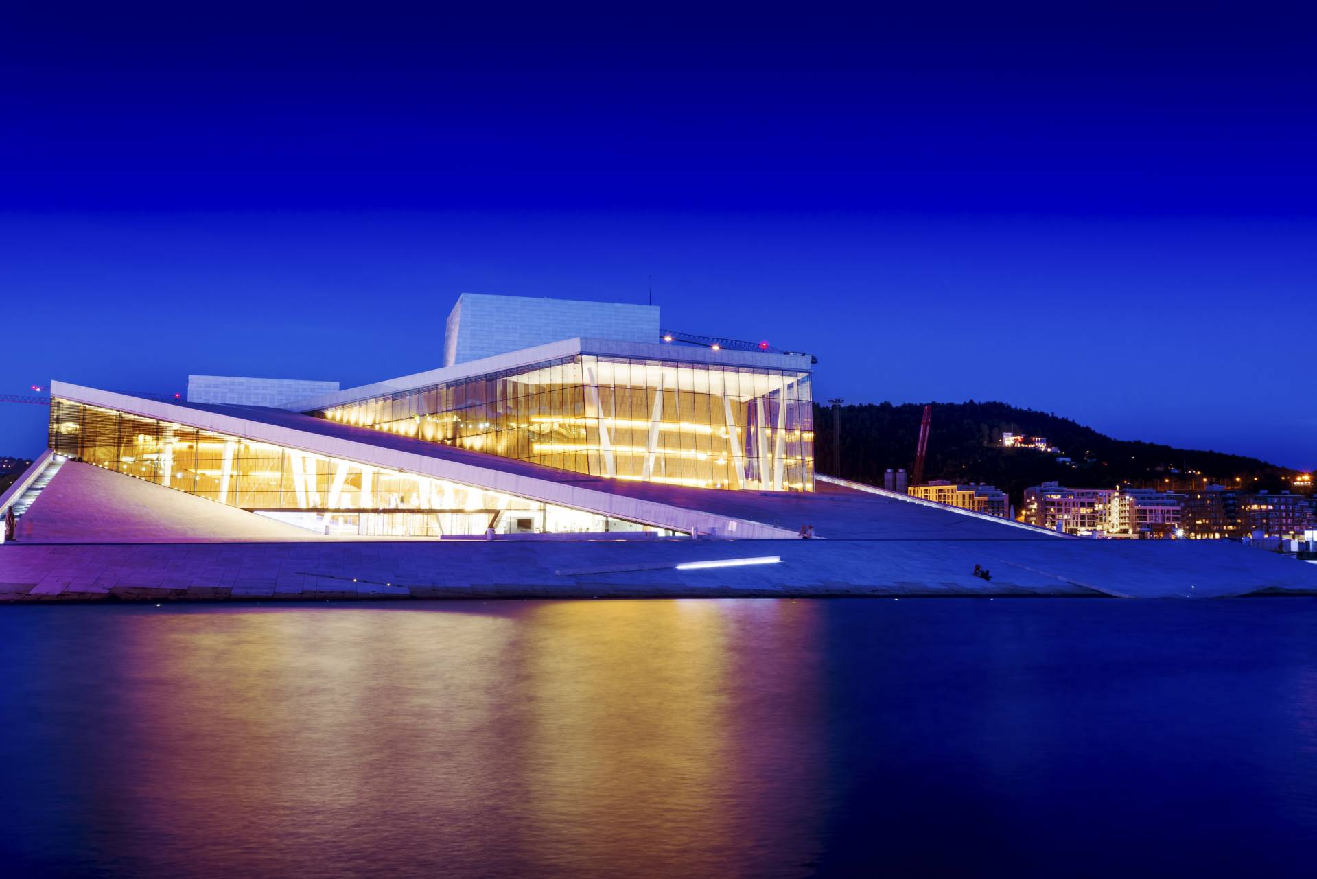 Neues Wahrzeichen am Oslo Fjord: Das Opernhaus des Planungsbüros Snohetta (Foto: Colourbox)