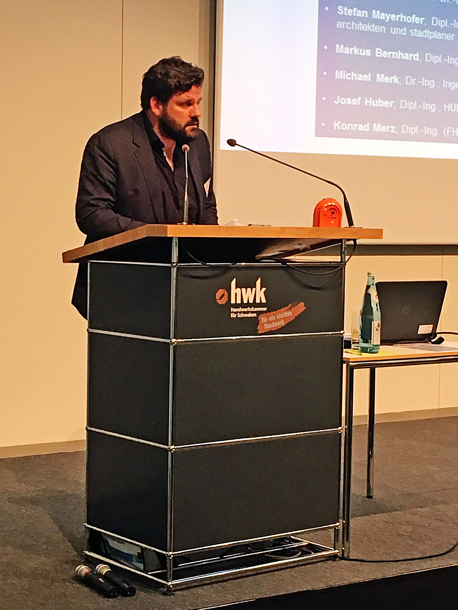 Prof. Wolfgang Huß moderierte die Tagung