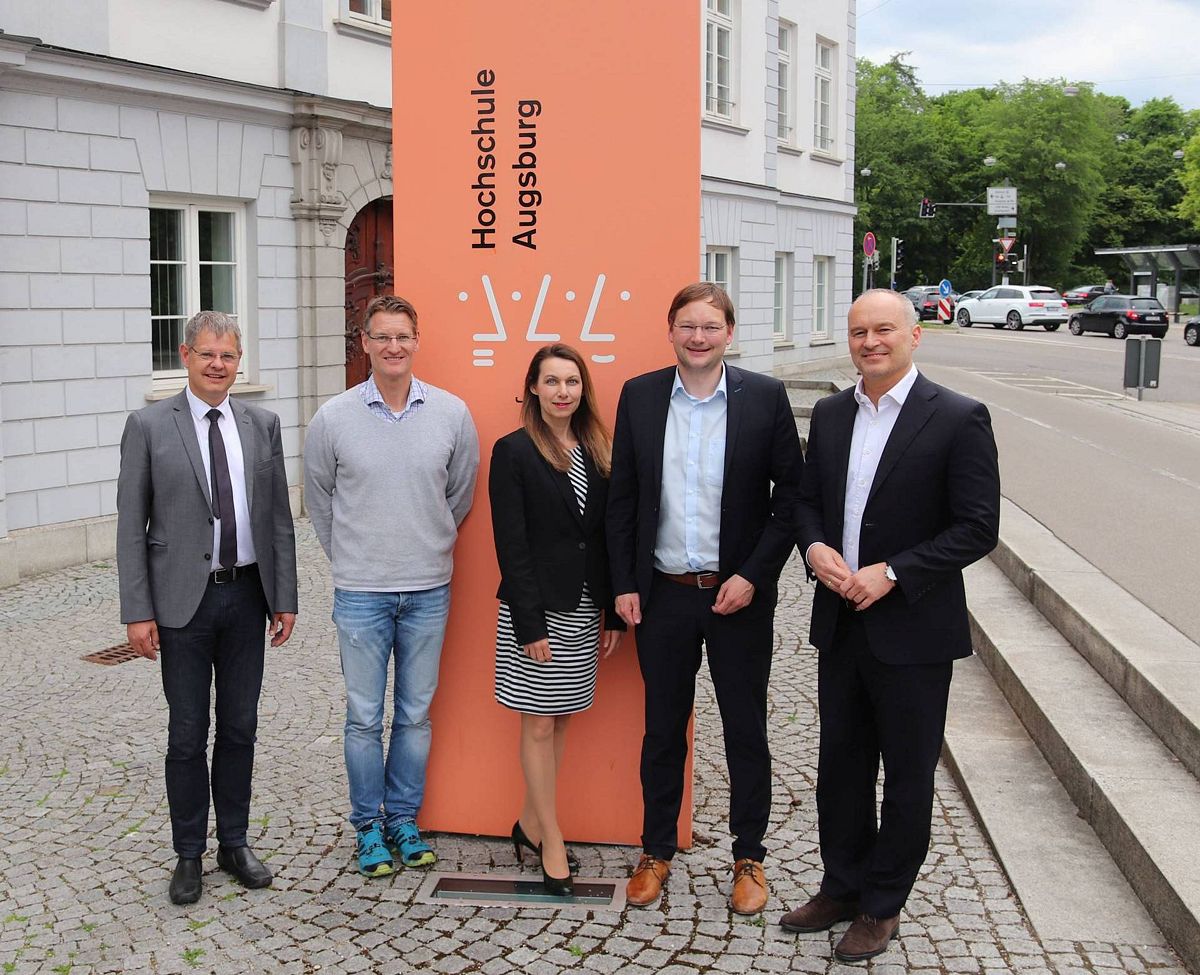Von links: Gero Hoffmann, Prof. Dr. Carsten Markgraf, Tatjana Dörfler, Dr. Hans Reichhart und Prof. Dr. Gordon Thomas Rohrmair.