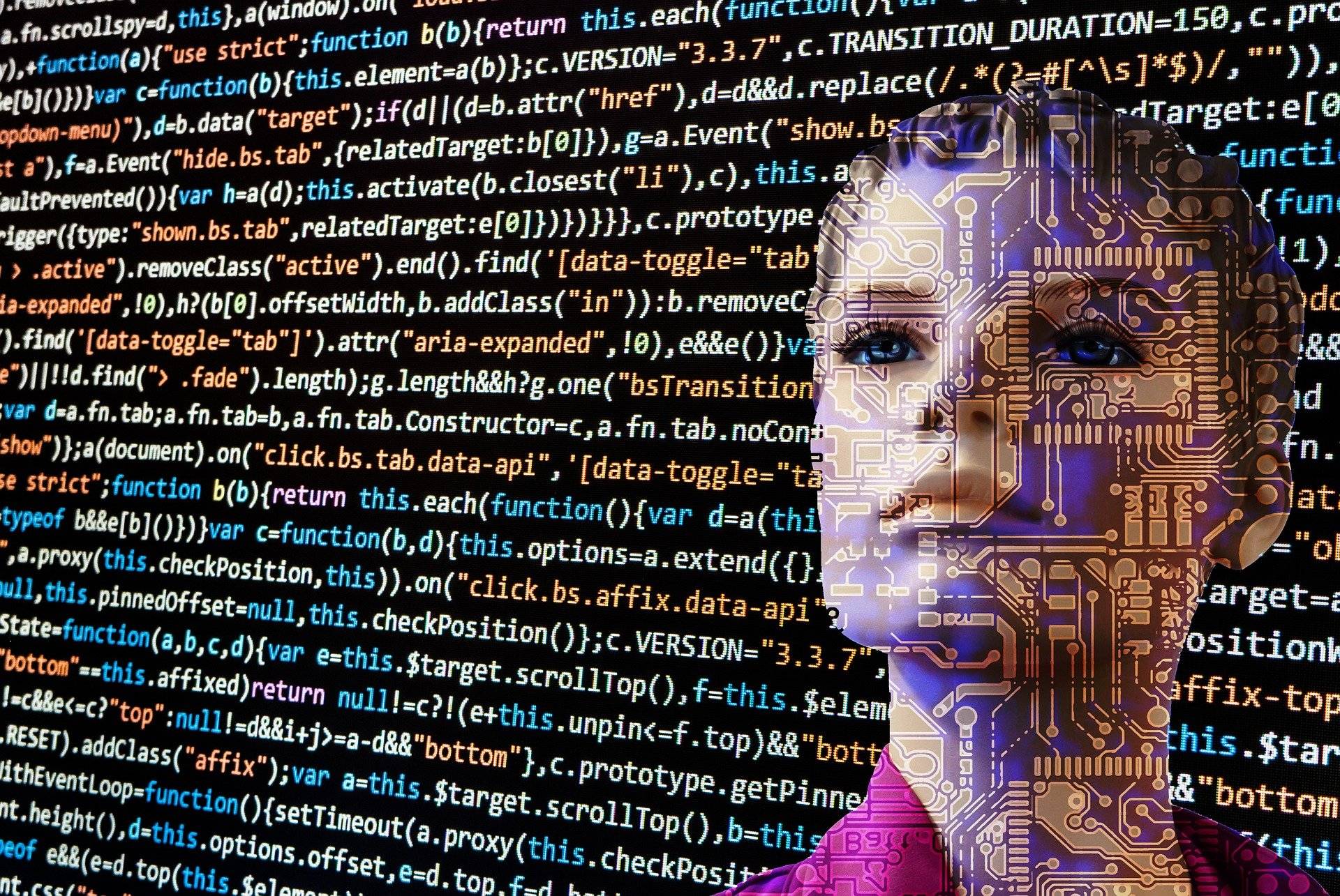 Frau und Programmiercode. Künstliche Intelligenz. Foto: Pixabay