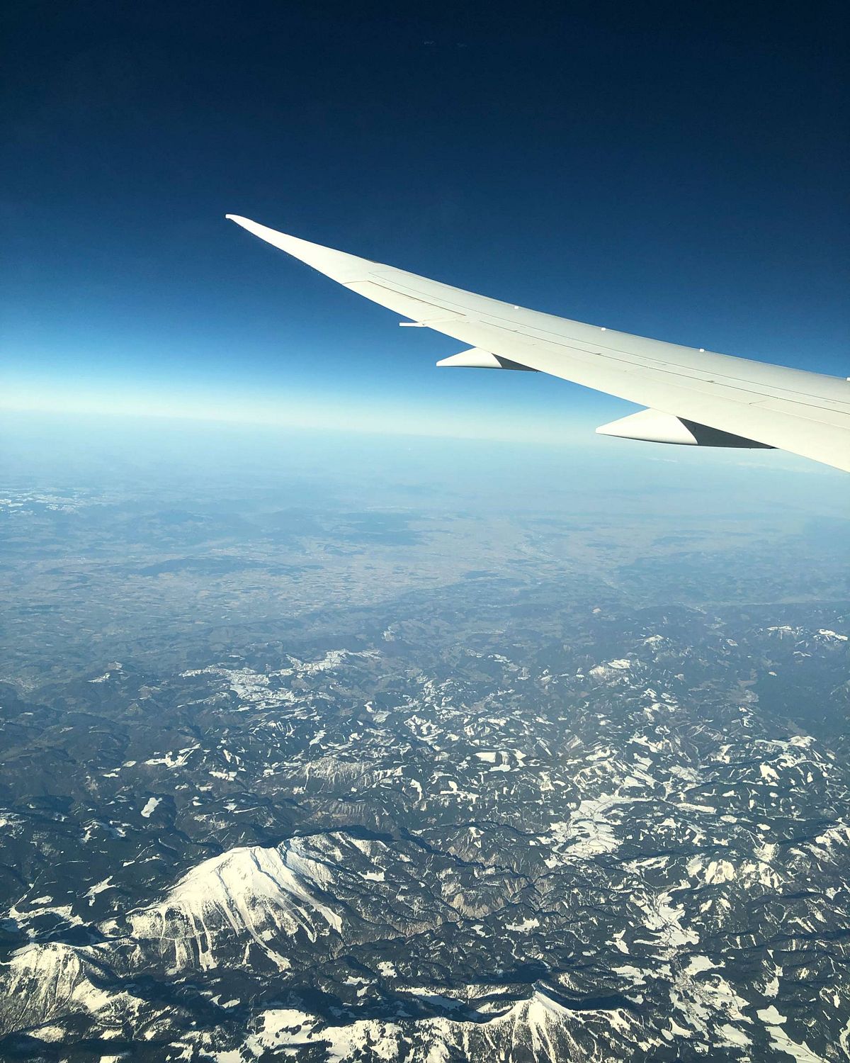 Aussicht aus dem Flugzeug Abflug von Frankfurt nach Seoul. 