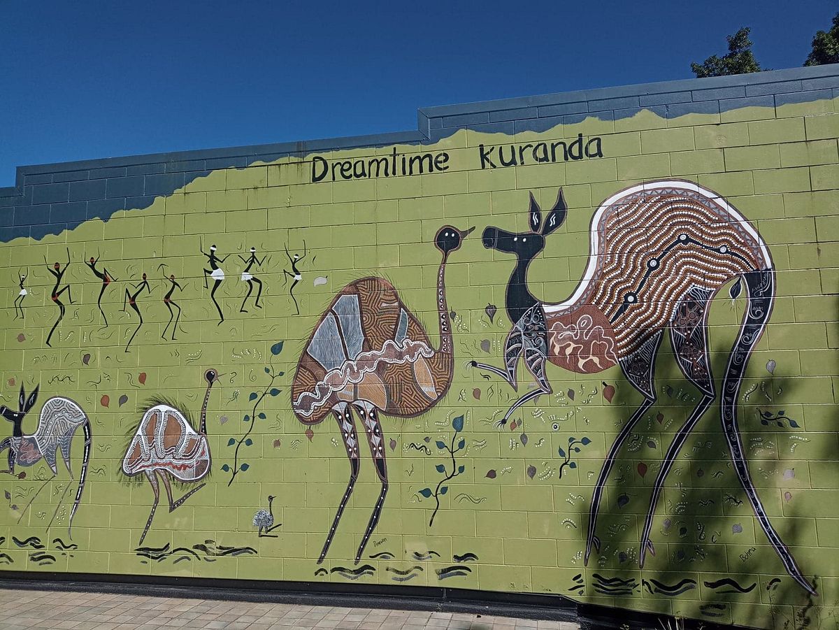 Graffiti Kunst von Aboriginal People in Kuranda Village