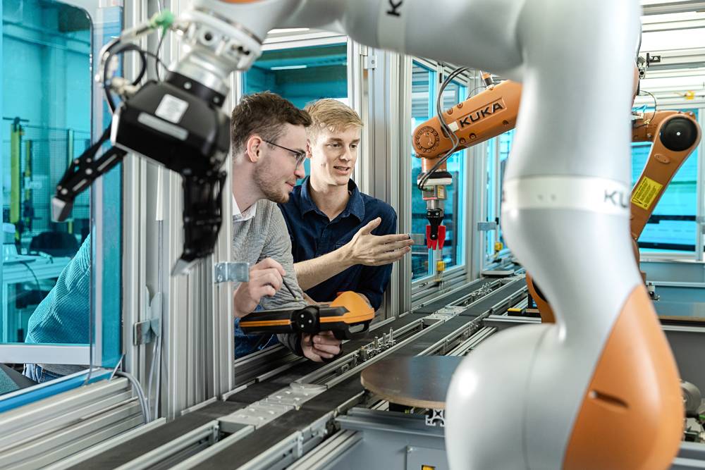 Robotikhalle am TTZ Flexibla Automation in Nördlingen. Foto: Peter Herzig