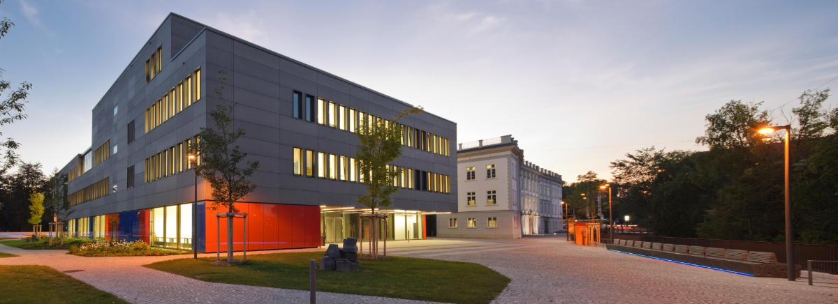 Gebäude Fakultät Wirtschaft, Foto: Martin Duckek, Ulm